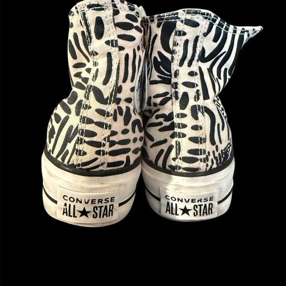 Converse Women's Beige and Black Patterned Sneakers - Picture 2 of 4